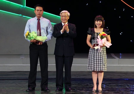 Vinh danh Dân trí trong lễ trao giải báo chí quốc gia - 6 Vinh danh Dân trí trong lễ trao giải báo chí quốc gia - 6