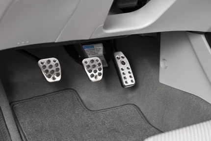 Honda CR-Z “tấn công” thị trường xe hybrid - 17