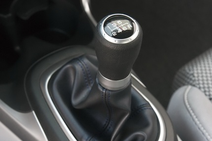 Honda CR-Z “tấn công” thị trường xe hybrid - 16