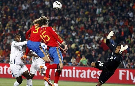 Những khoảnh khắc đáng nhớ lượt trận đêm qua - 11 Những khoảnh khắc đáng nhớ lượt trận đêm qua - 11