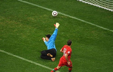 Những khoảnh khắc đáng nhớ lượt trận đêm qua - 4 Những khoảnh khắc đáng nhớ lượt trận đêm qua - 4