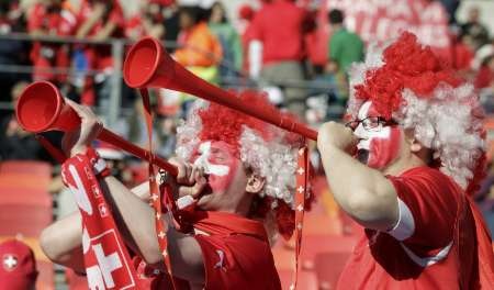 Kèn vuvuzela Nam Phi và sự “góp mặt” của Trung Quốc - 2 Kèn vuvuzela Nam Phi và sự “góp mặt” của Trung Quốc - 2