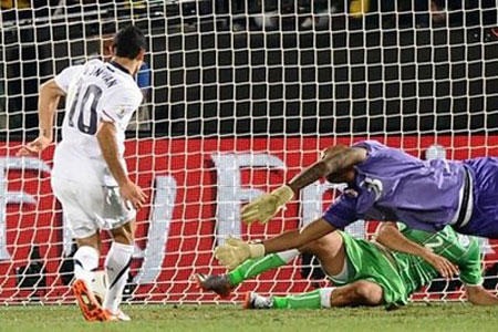 Donovan ghi bàn phút cuối, Mỹ vượt ải thành công - 3 Donovan ghi bàn phút cuối, Mỹ vượt ải thành công - 3