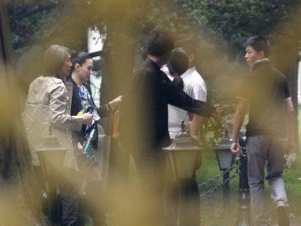 Trương Bá Chi “túc tắc” trở lại làng giải trí  - 1