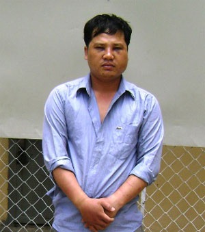 Bắt kẻ chuyên giả danh cán bộ để lừa đảo “chạy án” - 1 Bắt kẻ chuyên giả danh cán bộ để lừa đảo “chạy án” - 1