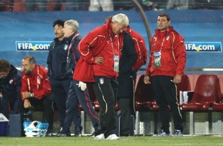 Báo Italia dập thầy trò Lippi tơi tả - 2 Báo Italia dập thầy trò Lippi tơi tả - 2