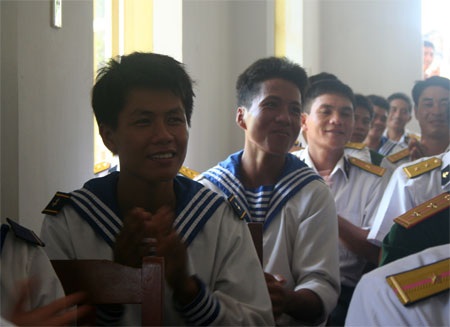 Xúc động “Nghĩa tình biên giới, hải đảo” - 10 Xúc động “Nghĩa tình biên giới, hải đảo” - 10