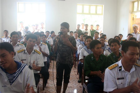 Xúc động “Nghĩa tình biên giới, hải đảo” - 7 Xúc động “Nghĩa tình biên giới, hải đảo” - 7