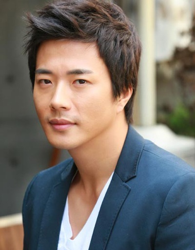 Kwon Sang Woo gây tai nạn rồi bỏ chạy - 1 Kwon Sang Woo gây tai nạn rồi bỏ chạy - 1