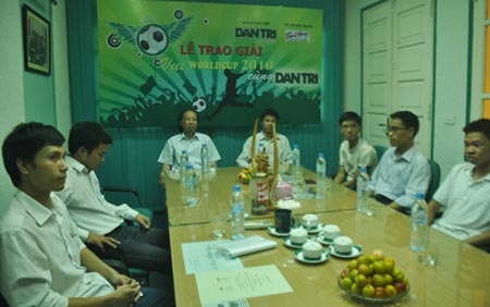 Trao thưởng chương trình “Vui World Cup cùng Dân trí” (đợt 1) - 5