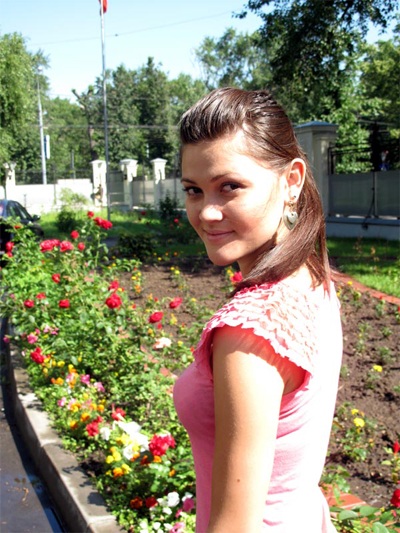 Lộ diện người đẹp Việt tại SNG - 6