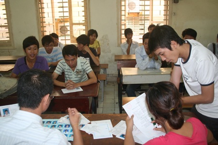 Thí sinh sẽ bị trừ 50% điểm bài thi nếu có nghi vấn - 1 Thí sinh sẽ bị trừ 50% điểm bài thi nếu có nghi vấn - 1