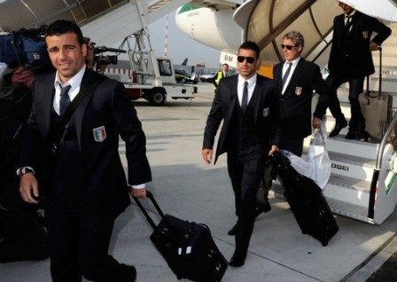 ĐT Italia về nước trong sự ghẻ lạnh của CĐV nhà - 1 ĐT Italia về nước trong sự ghẻ lạnh của CĐV nhà - 1