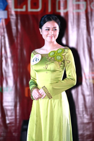 Phùng Thị Mỹ đăng quang Hoa hậu người Việt tại SNG - 9 Phùng Thị Mỹ đăng quang Hoa hậu người Việt tại SNG - 9