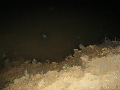 Rủ nhau tắm biển, 2 em nhỏ chết đuối - 2 Rủ nhau tắm biển, 2 em nhỏ chết đuối - 2