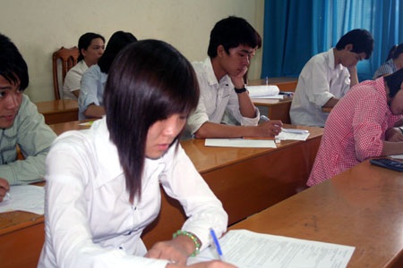 Lên phương án cấp điện phục vụ thi Đại học - 1 Lên phương án cấp điện phục vụ thi Đại học - 1