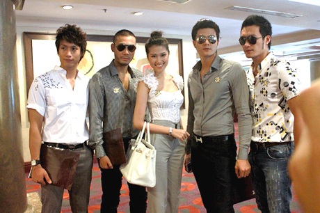 “Sao mai” Nhật Thu thành “gà” của Mr Đàm - 5 “Sao mai” Nhật Thu thành “gà” của Mr Đàm - 5