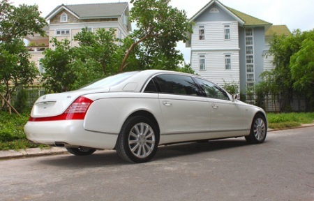 Ngắm chiếc Maybach 62S đặc biệt tại Việt Nam - 4 Ngắm chiếc Maybach 62S đặc biệt tại Việt Nam - 4