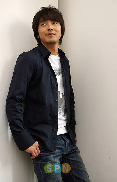 Xem lại những bức hình của tài tử đoản mệnh Park Yong Ha - 30 Xem lại những bức hình của tài tử đoản mệnh Park Yong Ha - 30