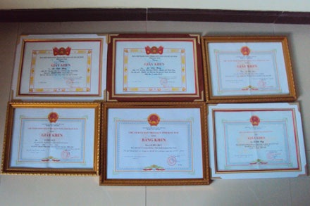 Gặp cậu bé “thần đồng” của phố núi Kon Tum - 2