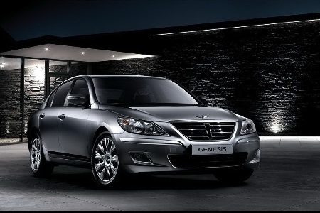Hyundai Genesis bản 2011 dùng cần số giống BMW - 11 Hyundai Genesis bản 2011 dùng cần số giống BMW - 11