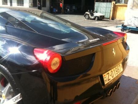 “Ngựa chiến” Ferrari 458 Italia về Việt Nam - 4 “Ngựa chiến” Ferrari 458 Italia về Việt Nam - 4