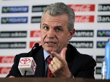 Aguirre từ chức HLV tuyển Mexico - 1 Aguirre từ chức HLV tuyển Mexico - 1