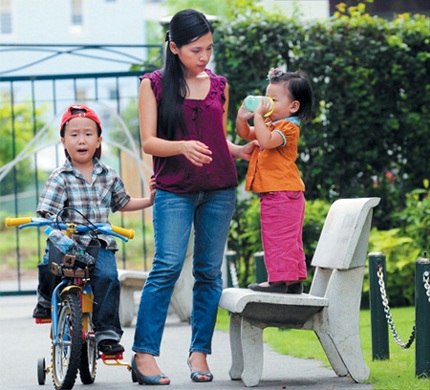Những bà mẹ "sao" đơn thân: Được làm mẹ là hạnh phúc rồi - 3 Những bà mẹ "sao" đơn thân: Được làm mẹ là hạnh phúc rồi - 3