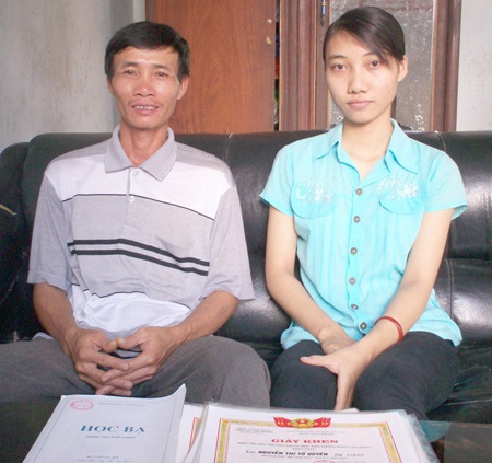 Cô học trò nghèo đạt thủ khoa tốt nghiệp THPT ở Sóc Trăng - 1