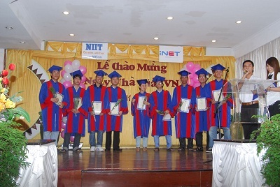 Học Viện Quốc Tế CNTT NIIT - iNET tặng học bổng học sinh Tốt Nghiệp 2010 - 3 Học Viện Quốc Tế CNTT NIIT - iNET tặng học bổng học sinh Tốt Nghiệp 2010 - 3