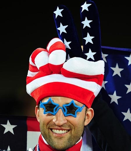 Thời trang mũ "kỳ dị" tại World Cup 2010 - 17 Thời trang mũ "kỳ dị" tại World Cup 2010 - 17