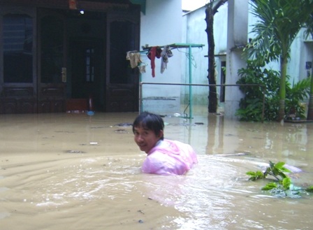 Đầu mùa mưa đã lo sạt lở, vỡ bờ bao - 1