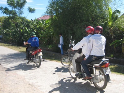 Người dân rộng cửa đón thí sinh - 3