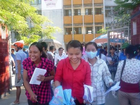 Thanh Hóa: 2 thí sinh bị đình chỉ do mang điện thoại vào phòng thi - 1