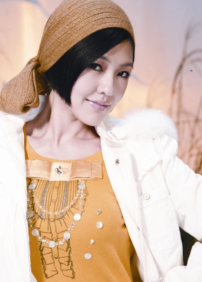 Chị em Từ Hy Viên khoe ảnh cũ - 14