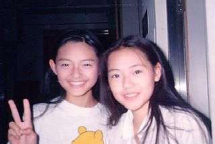 Chị em Từ Hy Viên khoe ảnh cũ - 1