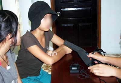 Hành trình giải cứu các thiếu nữ bị bán làm gái mại dâm - 1