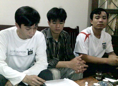 Lần thứ 2 hoãn tòa “giải oan” 3 thanh niên bị kết tội hiếp dâm  - 1 Lần thứ 2 hoãn tòa “giải oan” 3 thanh niên bị kết tội hiếp dâm  - 1