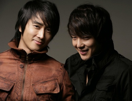 Park Yong Ha luôn thấy cô độc - 1