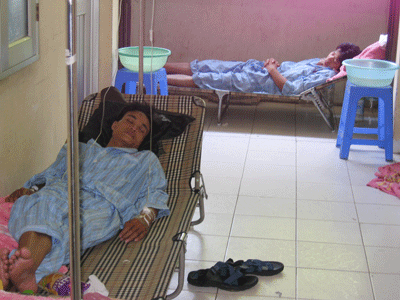 Hà Nội lại đối mặt với dịch tiêu chảy cấp nguy hiểm - 1 Hà Nội lại đối mặt với dịch tiêu chảy cấp nguy hiểm - 1