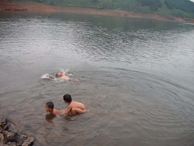 Rình rập những hiểm nguy từ tử thần - 4