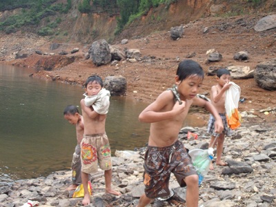 Rình rập những hiểm nguy từ tử thần - 5