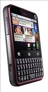 Motorola vén màn điện thoại Charm quyến rũ - 2 Motorola vén màn điện thoại Charm quyến rũ - 2
