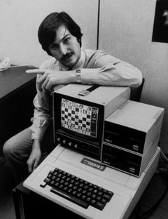 Bật mí những điều thú vị về CEO Steve Jobs - 2 Bật mí những điều thú vị về CEO Steve Jobs - 2
