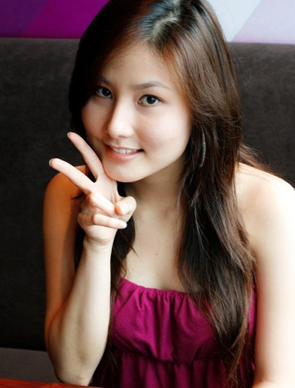 Diễm My 9X không muốn bị so sánh với Mai Phương Thúy - 2 Diễm My 9X không muốn bị so sánh với Mai Phương Thúy - 2