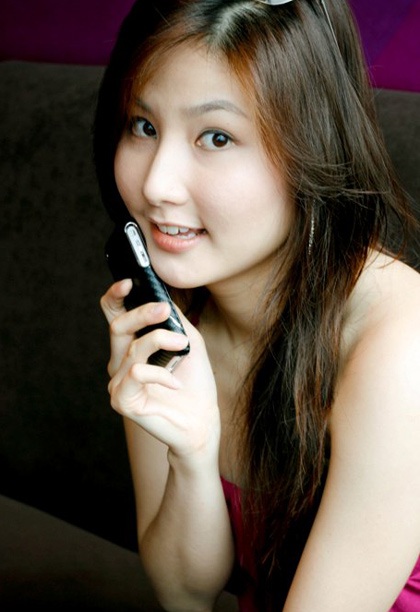 Diễm My 9X không muốn bị so sánh với Mai Phương Thúy - 5 Diễm My 9X không muốn bị so sánh với Mai Phương Thúy - 5
