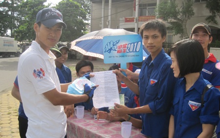 Tiết lộ về Hiển “đạp xe xuyên Việt” - 11 Tiết lộ về Hiển “đạp xe xuyên Việt” - 11