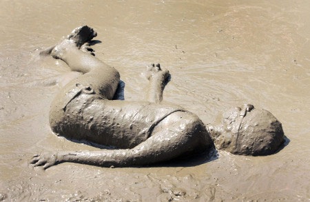 Lễ hội tắm bùn ở Michigan - 13 Lễ hội tắm bùn ở Michigan - 13