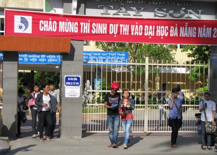 Chật vật với đề Sử dài  - 5 Chật vật với đề Sử dài  - 5