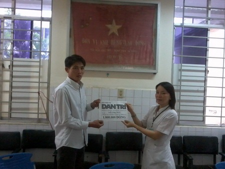 Quỹ nhân ái tiếp tục đến với chị Võ Thị Túy - 1